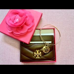 New Tory Burch Kira Chevron Cardholder and Bracelet Set